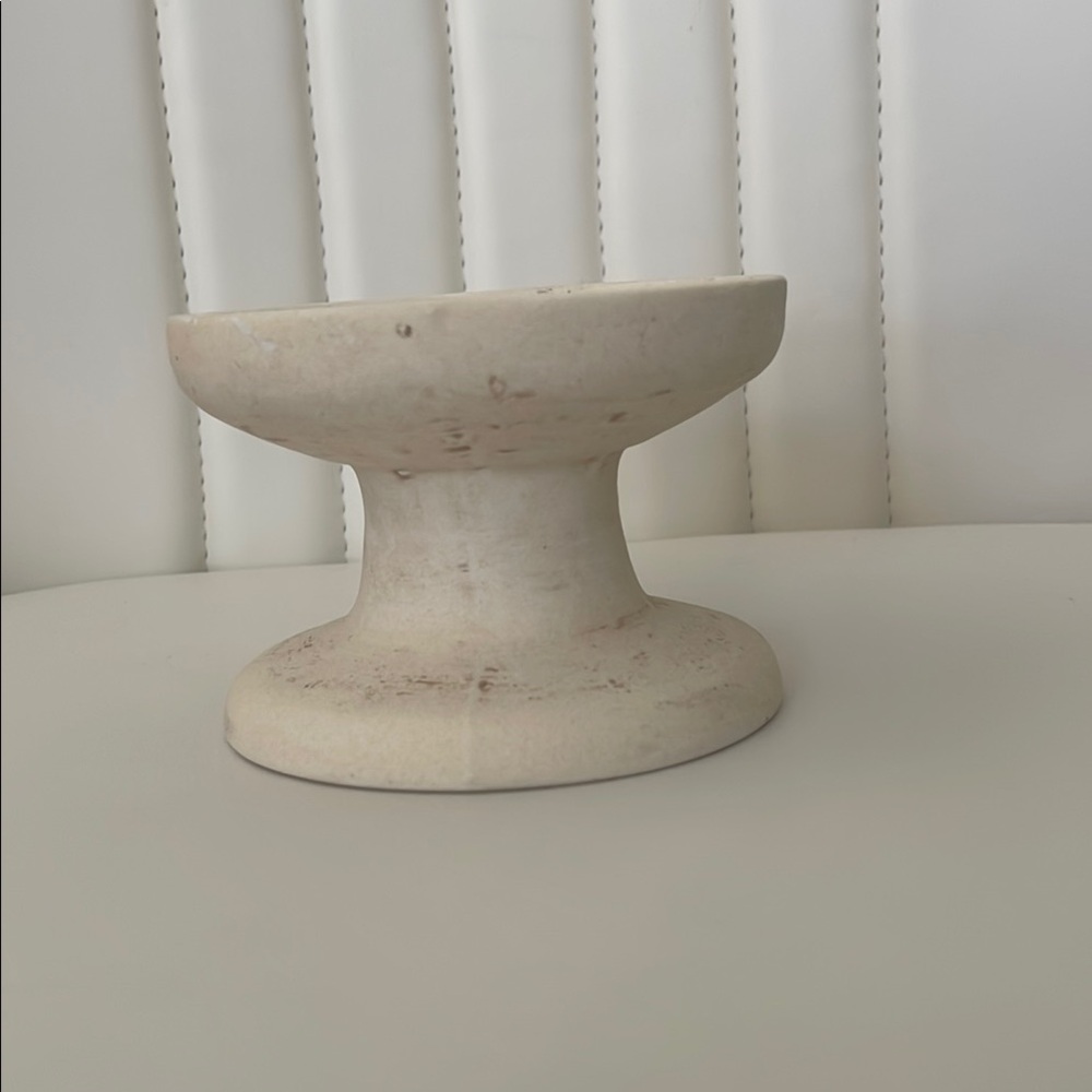 Elegant Cream Pedestal Bowl
